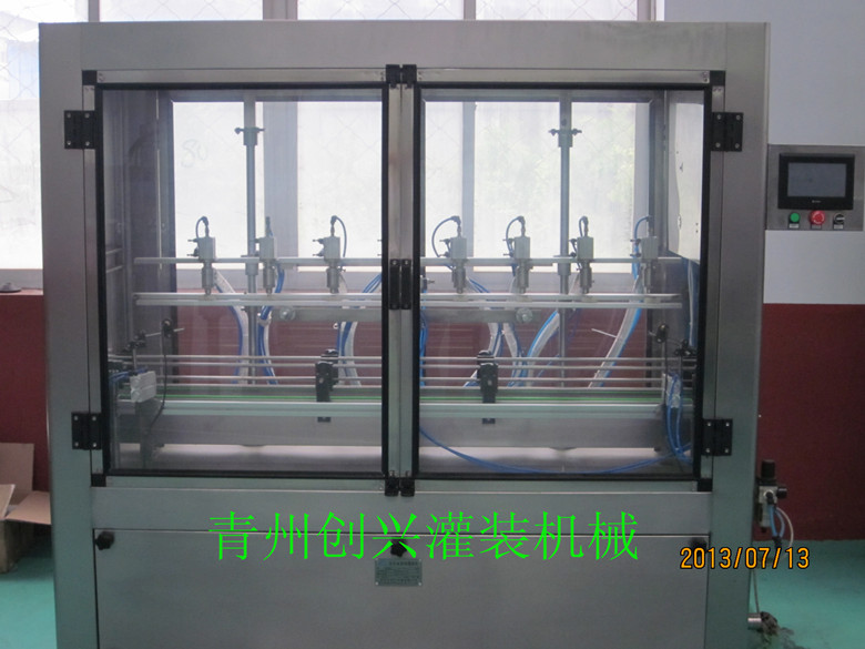 全自動(dòng)直線玻璃水灌裝機(jī)